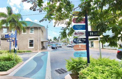 Manatee Isle - Photo 34