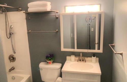 3BR Home, Pet-Friendly, Fenced Yard Near I-70, I-75, Hospitals, Wright-Patt AFB - Foto 4