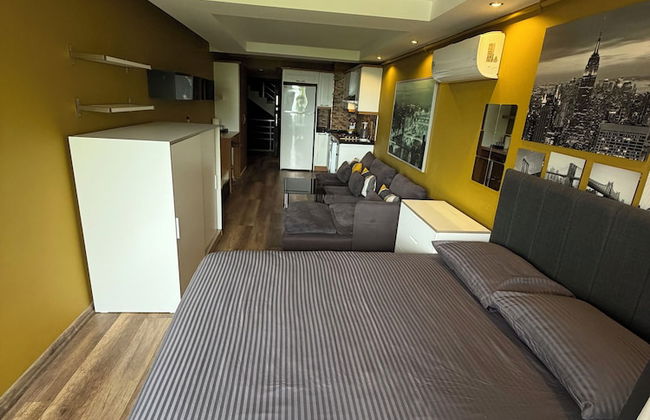 Deluxe Beach Residence - Photo 24