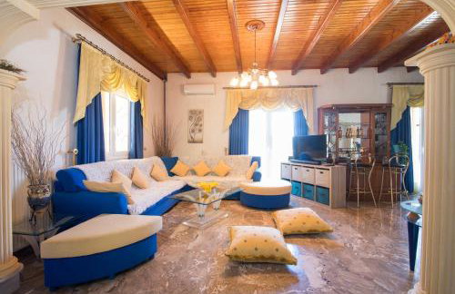 Villa Victoria by CorfuEscapes - Foto 2