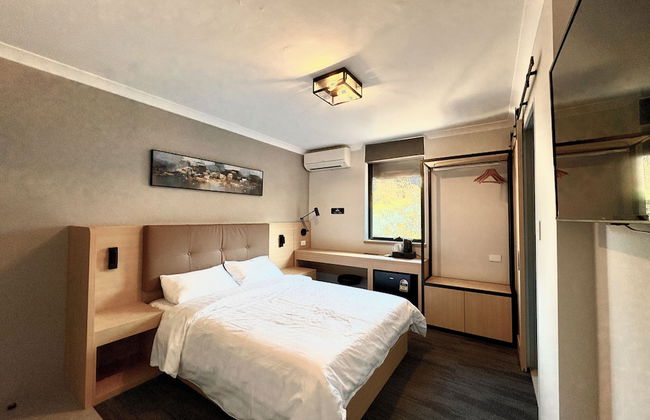 Spring Hill Inn - Photo 17