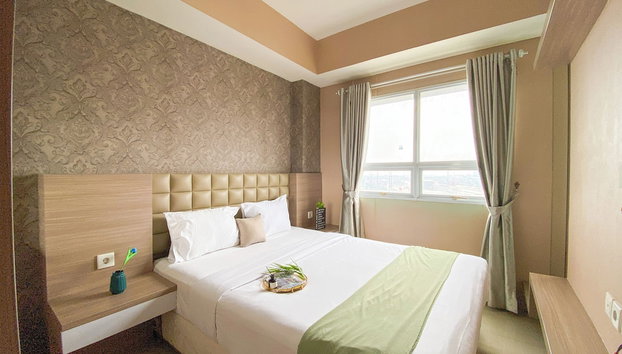 Homey and Comfort Stay 2BR at Paramount Skyline Apartment - Foto 4, Habitación