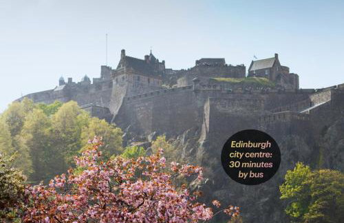 Edinburgh's Springtime Chalet - Foto 14