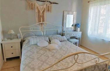 Maria's traditional house - Photo 1