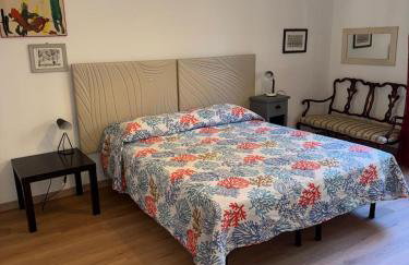 Eva 's flat with large sunny balcony and lagoon view - Foto 11