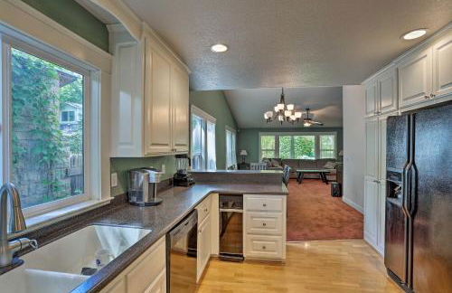 Spacious Downtown Chico Home about Half Mile to CSU! - Foto 10