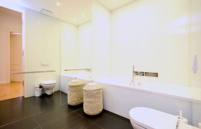 Vienna Residence Colossal Apartment With Balcony and Space for 8 Guests - Foto 18