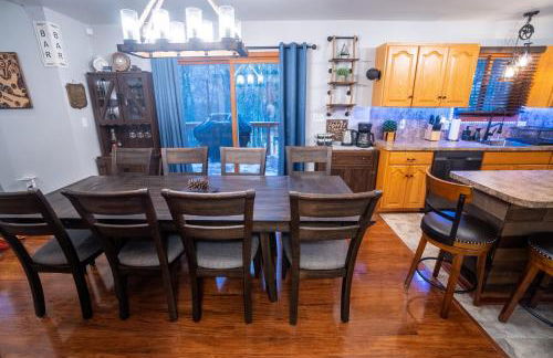 Harmony Hill Stylish 4bd Mountain Retreat, Hot Tub, Games - Foto 10