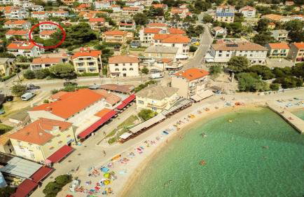 Apartment Vesna with terrace - Photo 16