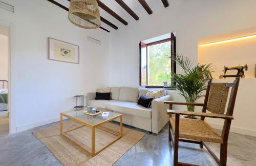 Hacienda Clavero Three Patio Apartment - Photo 8