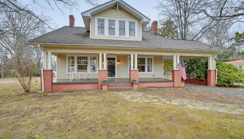 Spacious Salem-Winston Home with Deck! - Foto 3