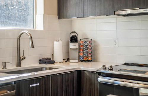 Timber & Tin H 2Bed 2Bath w Pool & Rooftop Deck - Foto 22