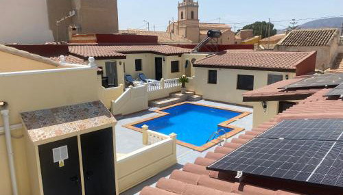 The Courtyard Studio Apartments - Foto 2