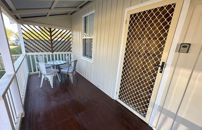 Charming 3 bedroom Cottage - Photo 14