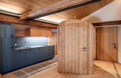 OBERBUCHFELDER historic farmhouse - Photo 13