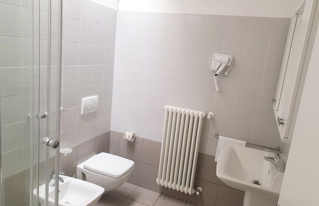 APPARTAMENTI CASA IDEALE LECCO - Foto 1