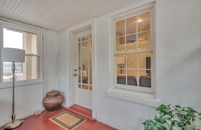 Amazing Lakefront Retreat On Long Lake! 2 Bedroom Home by RedAwning - Foto 38