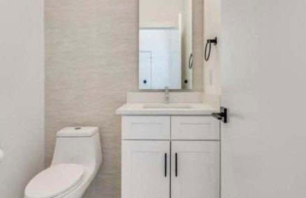 Muncie U Too at Trinity Grove - Foto 6