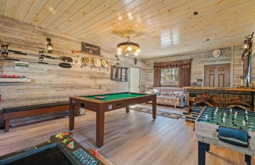 Lakefront with Beach Game Room Fire-pit and More - Foto 43