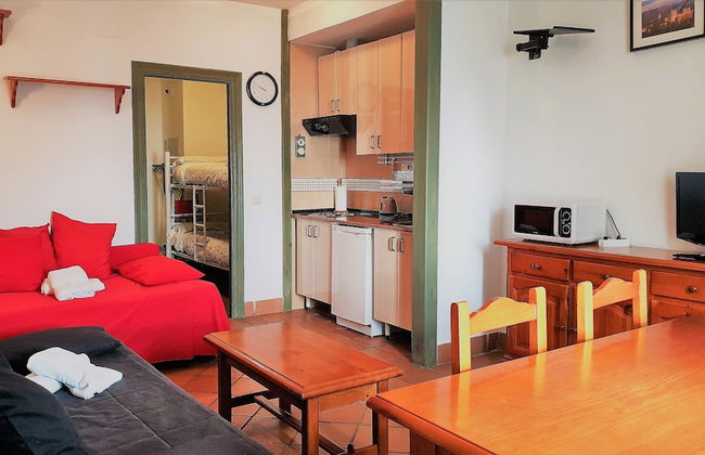 Todosierranevada Zona Baja Junto a los Telecabinas - Foto 78