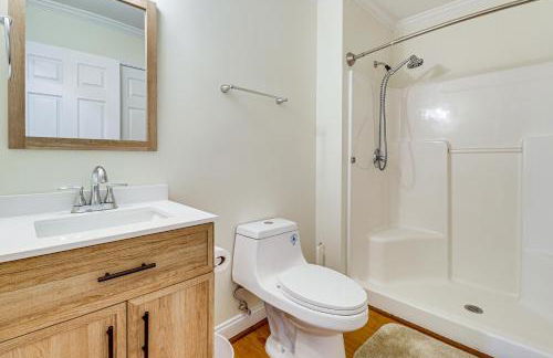 Walk to Dtwn and Campus! Spacious Hampton Home - Foto 13