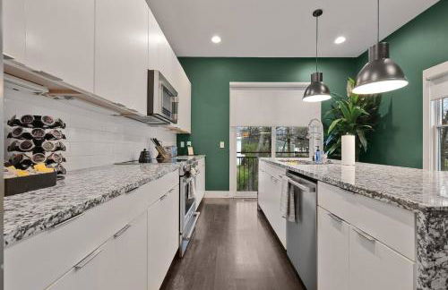 Modern Luxe Townhome with Rooftop Cinema - Foto 52