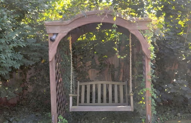 Aunt Beas Bungalow - Right in Town! - Foto 14