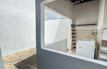 Casa de bairro tranquilo 1 a 10 pessoas com ótima localização e vigia de rua - Foto 16