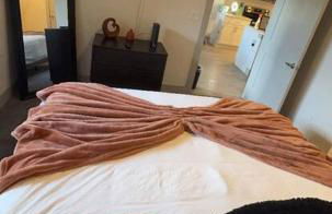 Beautiful Condo on Riverwalk King Suite w Free Parking Pet Friendly Centrally Located on the Riverwalk - Foto 17