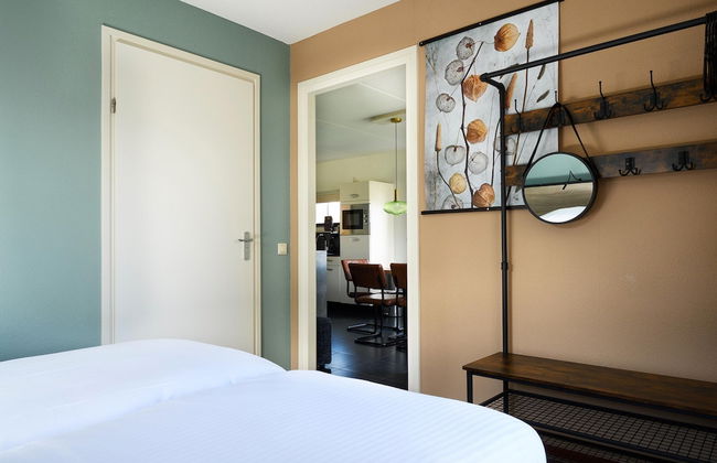 House With Sauna, Outdoor spa and Pedal Boat in Vlagtwedde - Photo 38