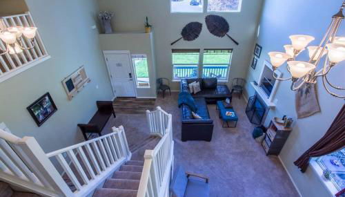 Wildflower Getaway HALF acre yard firepit hot tub bikes Dogs OK - Foto 4