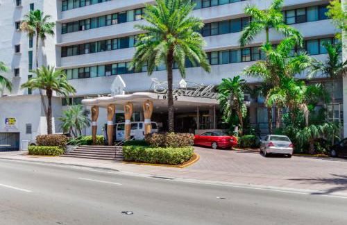 Ocean Front Resort Studio - Photo 5