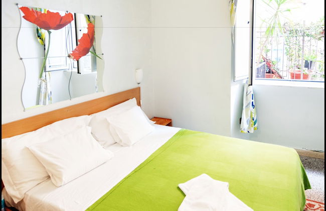 Român Holidays Hostel - Foto 19