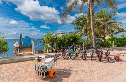 Heaven Can't Wait - Photo 8