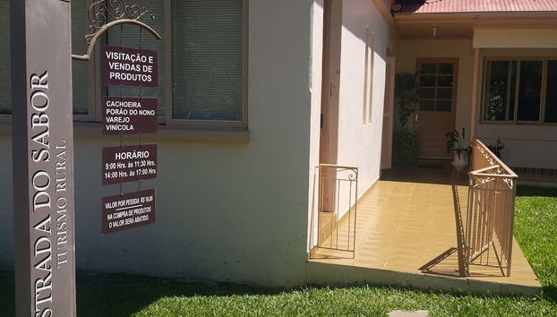 Day Trip to Garibaldi + Winery Visit - Foto 5