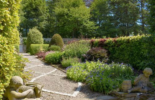 The Garden Suite - Photo 25