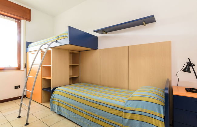 3 bedroom Apartment in Lignano Sabbiadoro with garden and terrace - Photo 21