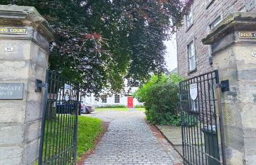 Russel House - 4 Bedroom - The Royal Mile - Photo 4