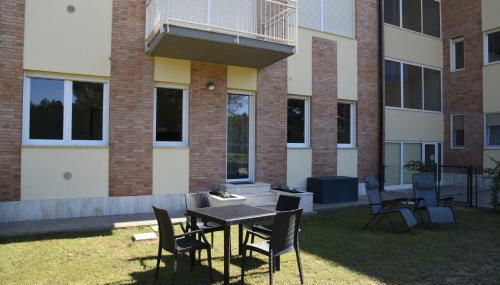 Residence Il Piviere app 7 with private garden - Foto 2