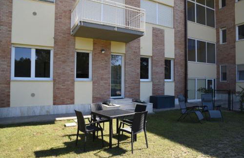 Residence Il Piviere app 7 with private garden - Foto 2