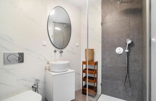 WHome Exclusive Stay in a Prime Location with River View - Foto 15