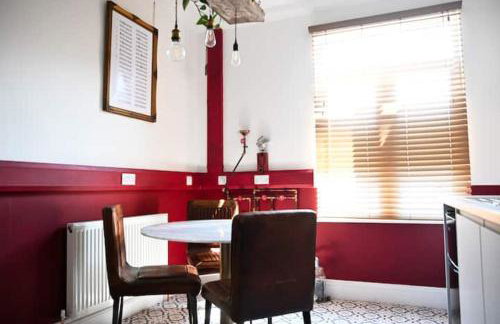 Cozy Alty Flat Walk to Market Tram to City - Foto 9