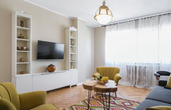 Central Park Apartments - Photo 33