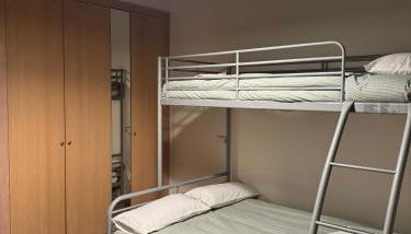 Miguelete tower & 4th FLOOR & City center and no elevator - Photo 5, towels, wardrobe