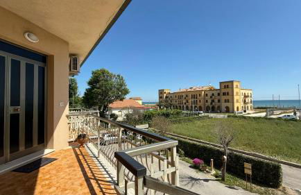 PP07 - Porto Potenza, trilocale vista mare con aria condizionata - Foto 29