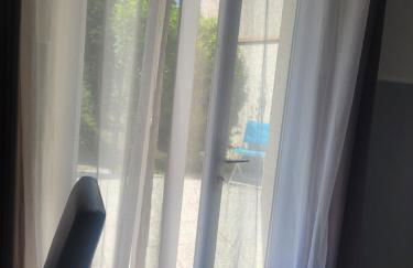 Petite Maison avec son jardin et accès indépendant à 14 mn de paris - Foto 11