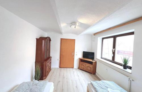 I Apartment 14 Personen - Monteurzimmer - Ferienwohnung, Großköllnbach I - Foto 4