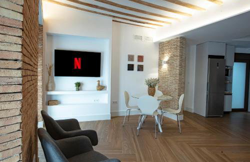 VELALMA -Edificio exclusivo de apartamentos turisticos en Centro histórico-JAEN - Foto 19