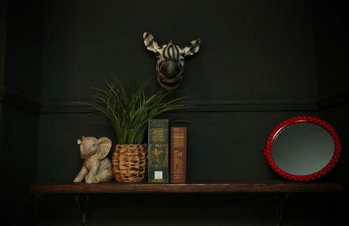 The Hot Tub Townhouse by Holiday Heim - Photo 16