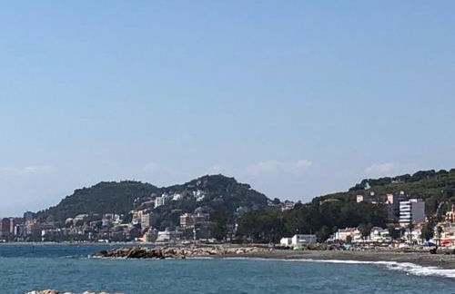 Relaxing vacation at the beach - Photo 22